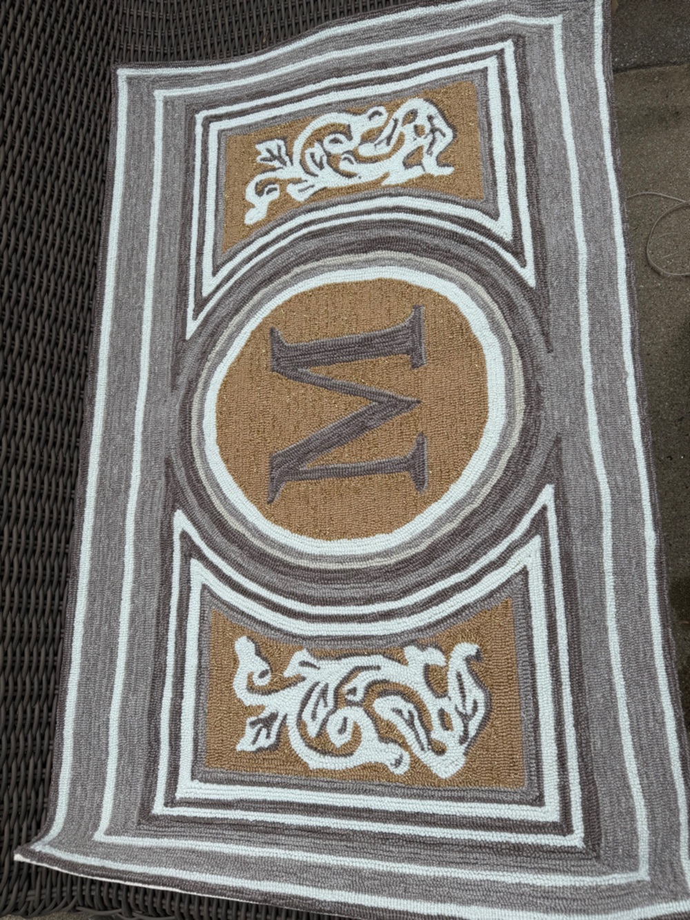 Frontgate M Monogram Rug - NWT - Picture 2 of 12